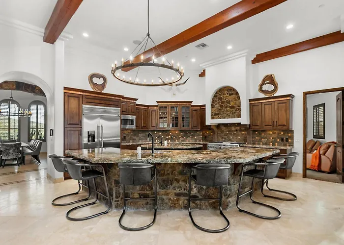 Your Luxury Desert With Pool Hot Tub & Views * Cave Creek